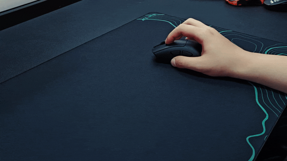 play gaming on the ACE control mousepad